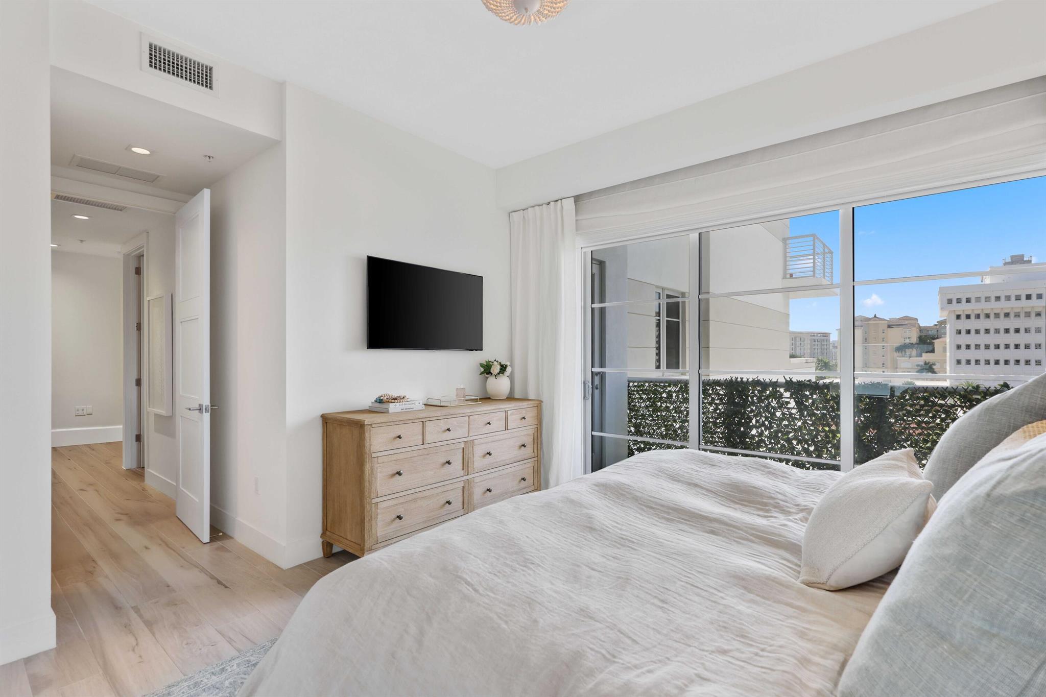 TOWER 155 CONDO - Residential