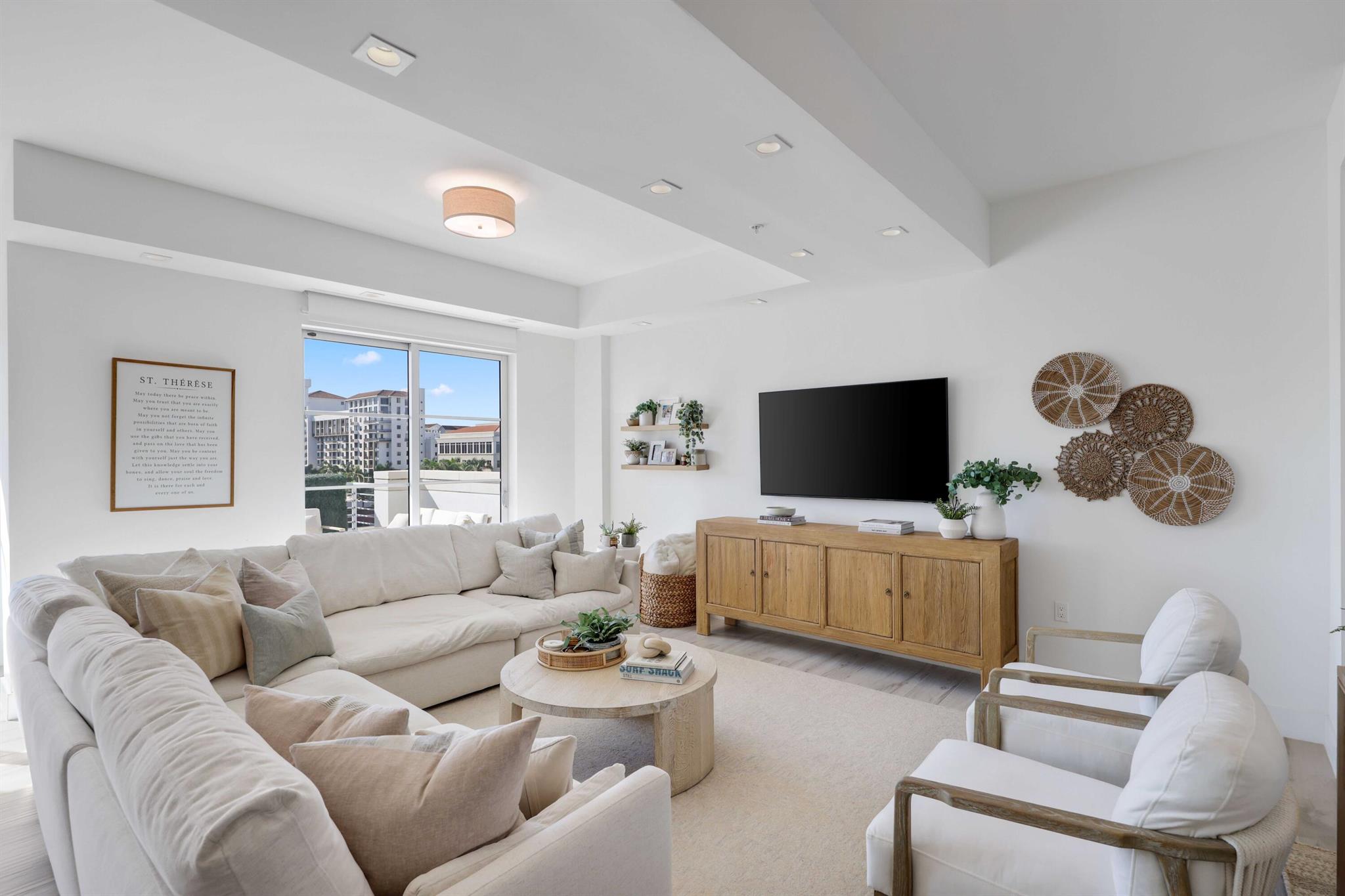 TOWER 155 CONDO - Residential