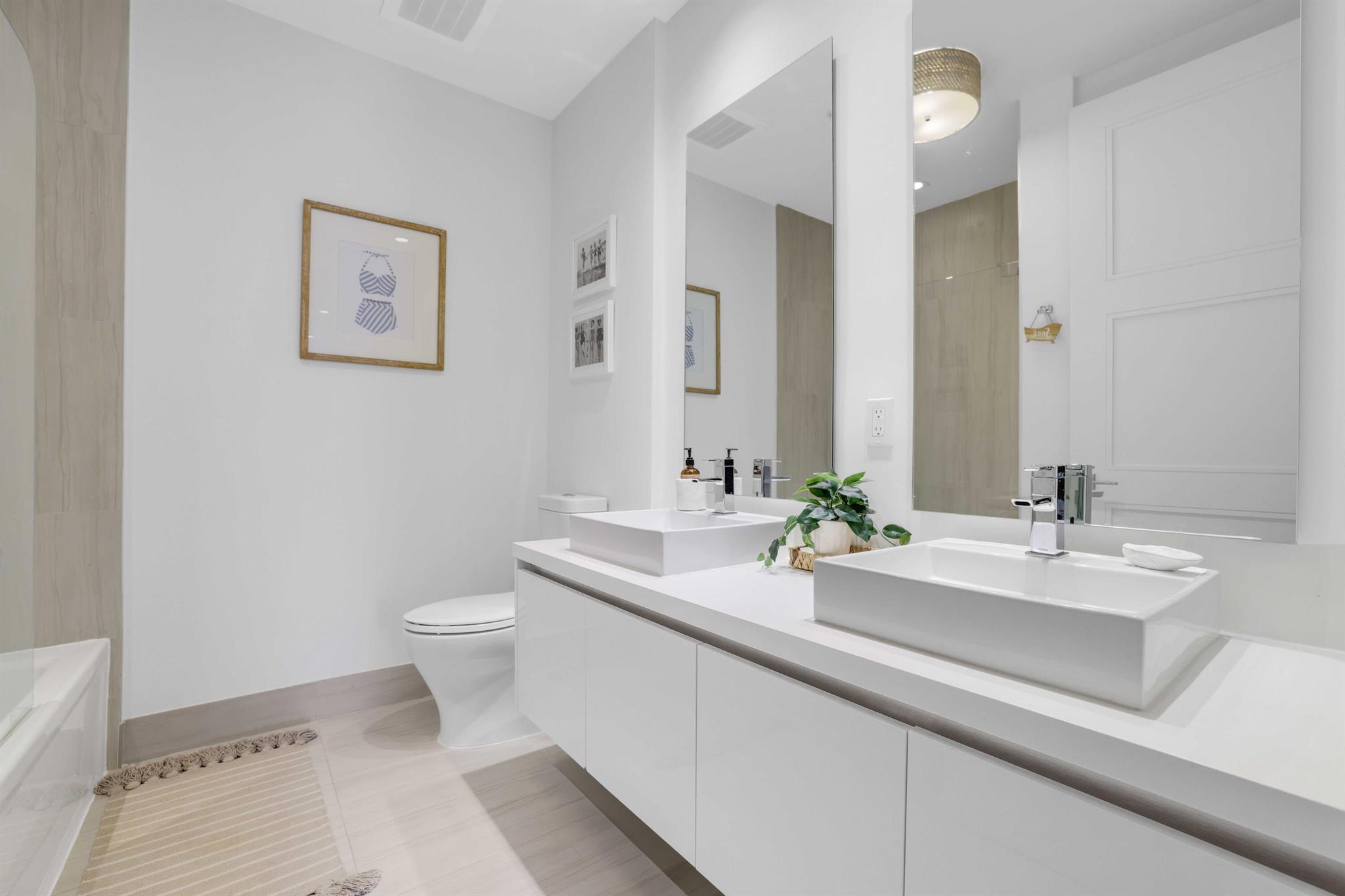 TOWER 155 CONDO - Residential