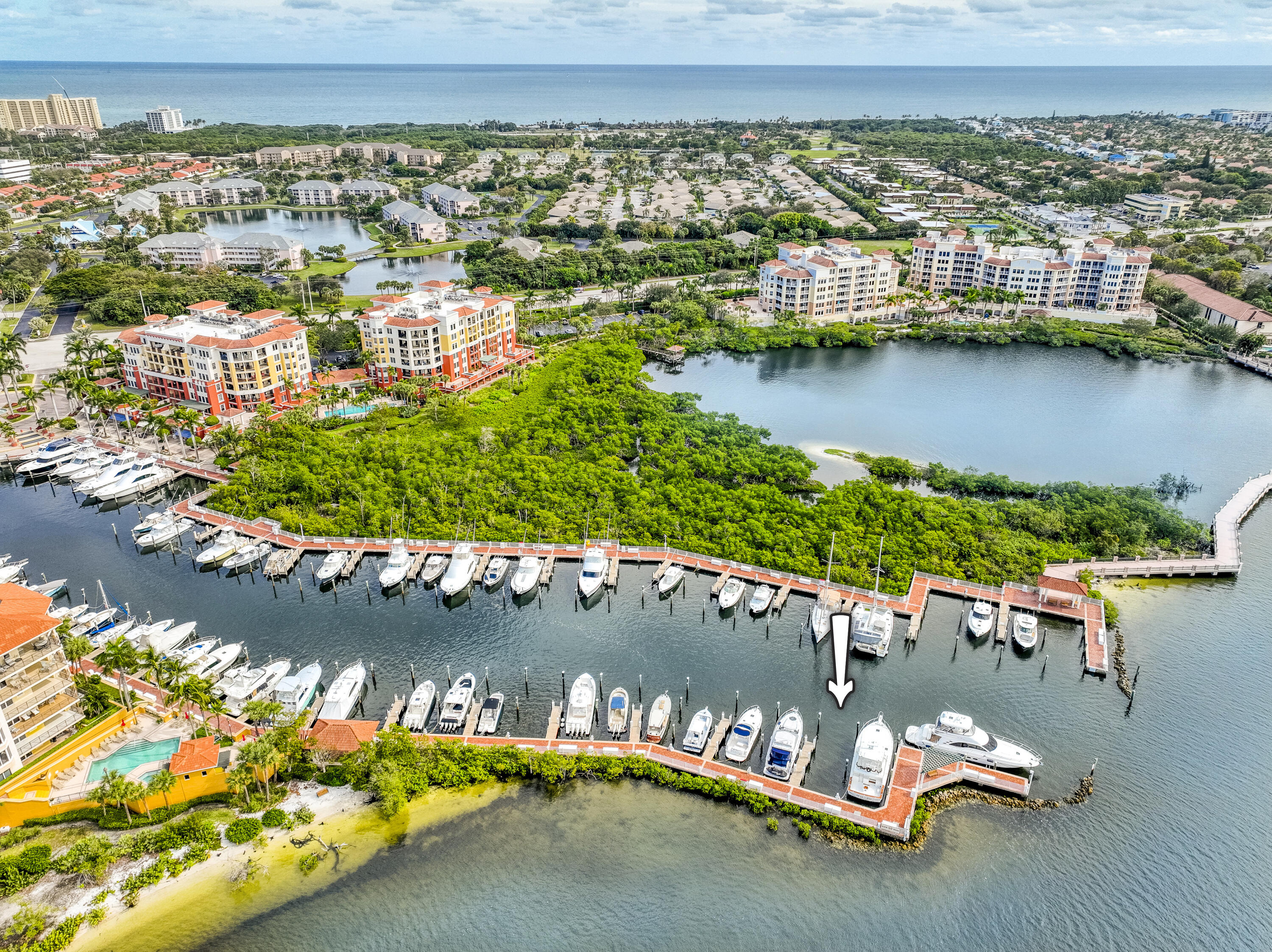Jupiter Yacht Club - Land