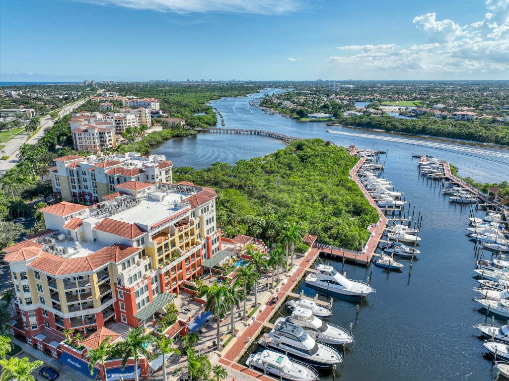 Jupiter Yacht Club - Land
