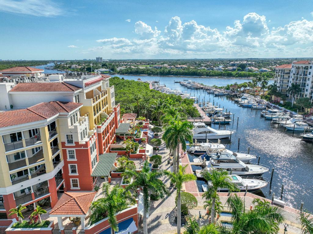 Jupiter Yacht Club - Land