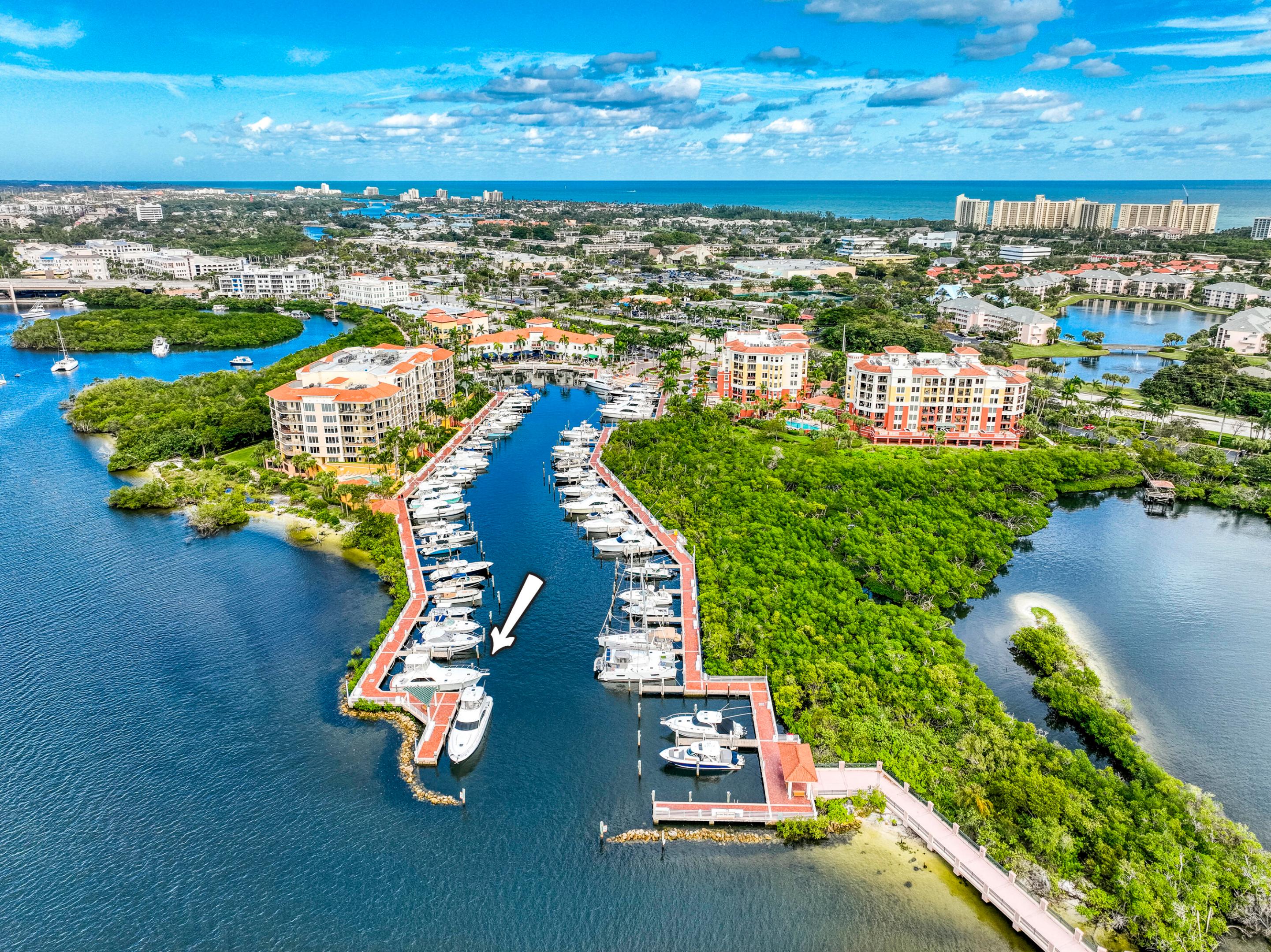 Jupiter Yacht Club - Land