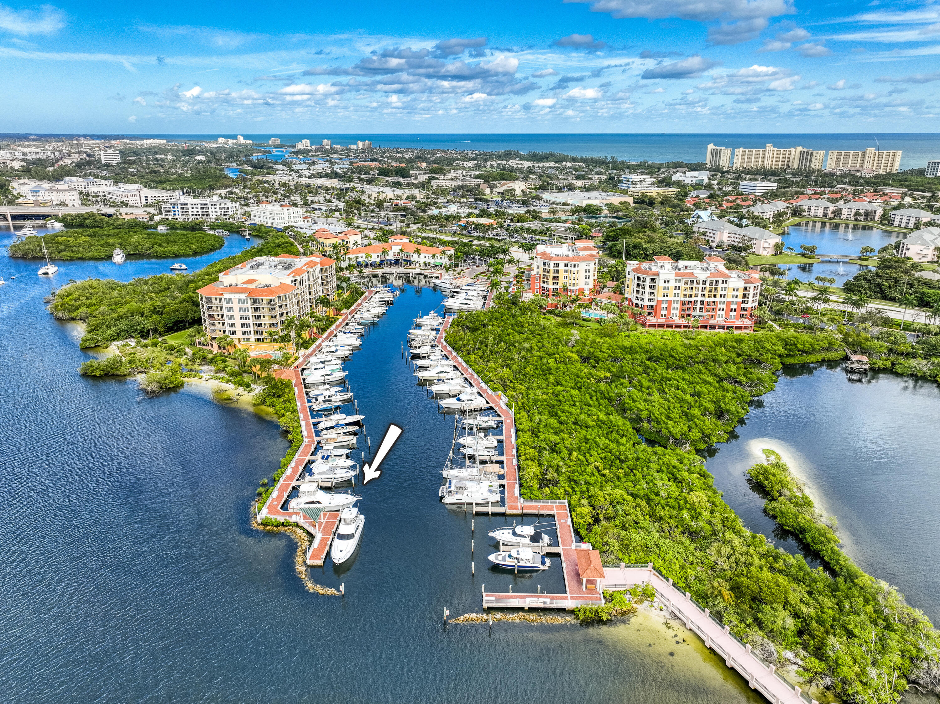 Jupiter Yacht Club - Land
