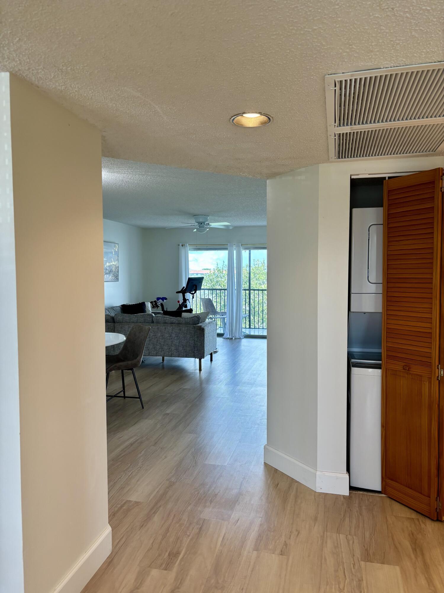 1400 SW 131st Way 408q