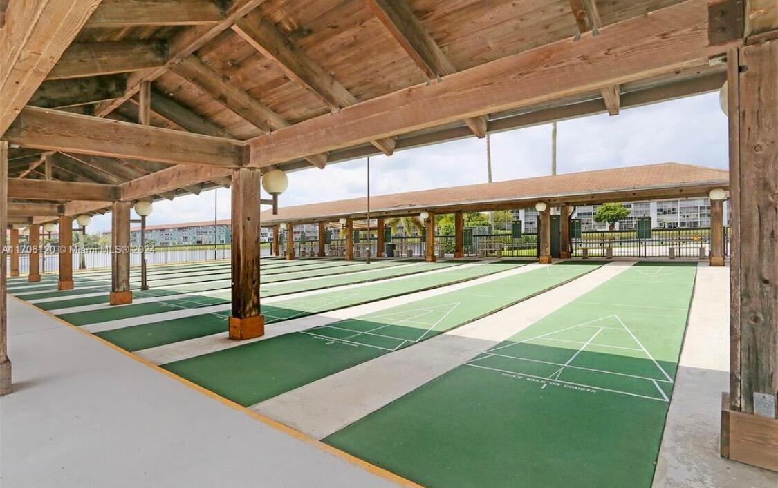 IVANHOE EAST AT CENTURY VILLAGE - Residential