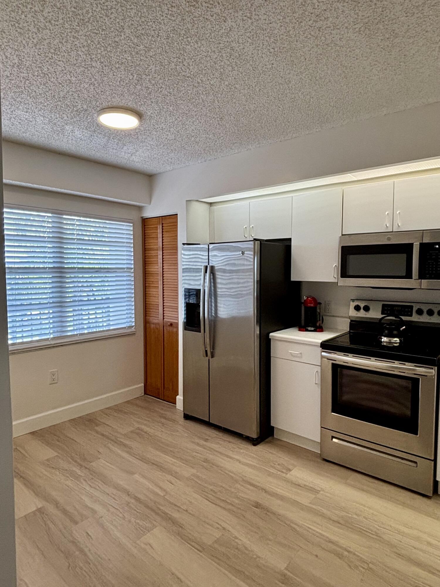 IVANHOE EAST AT CENTURY VILLAGE - Residential