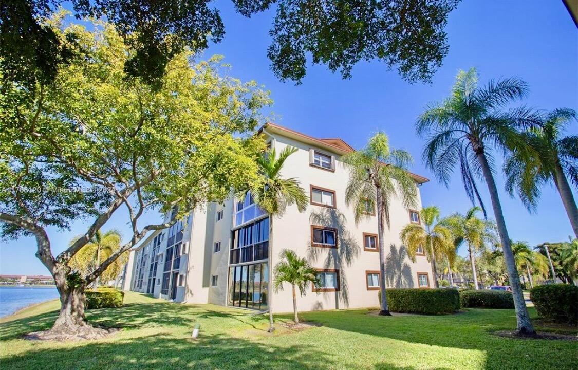 1400 SW 131st Way 408q