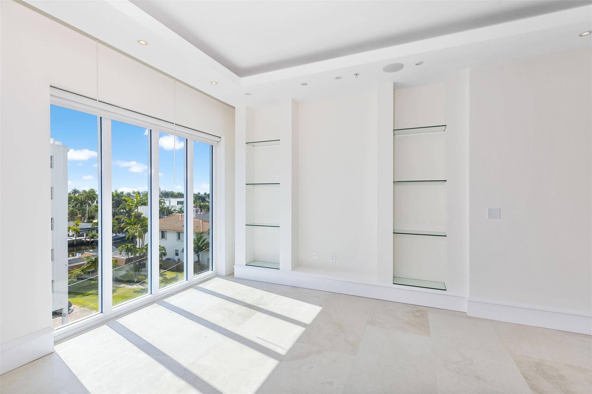 MAISON BLANC OF LAS OLAS - Residential