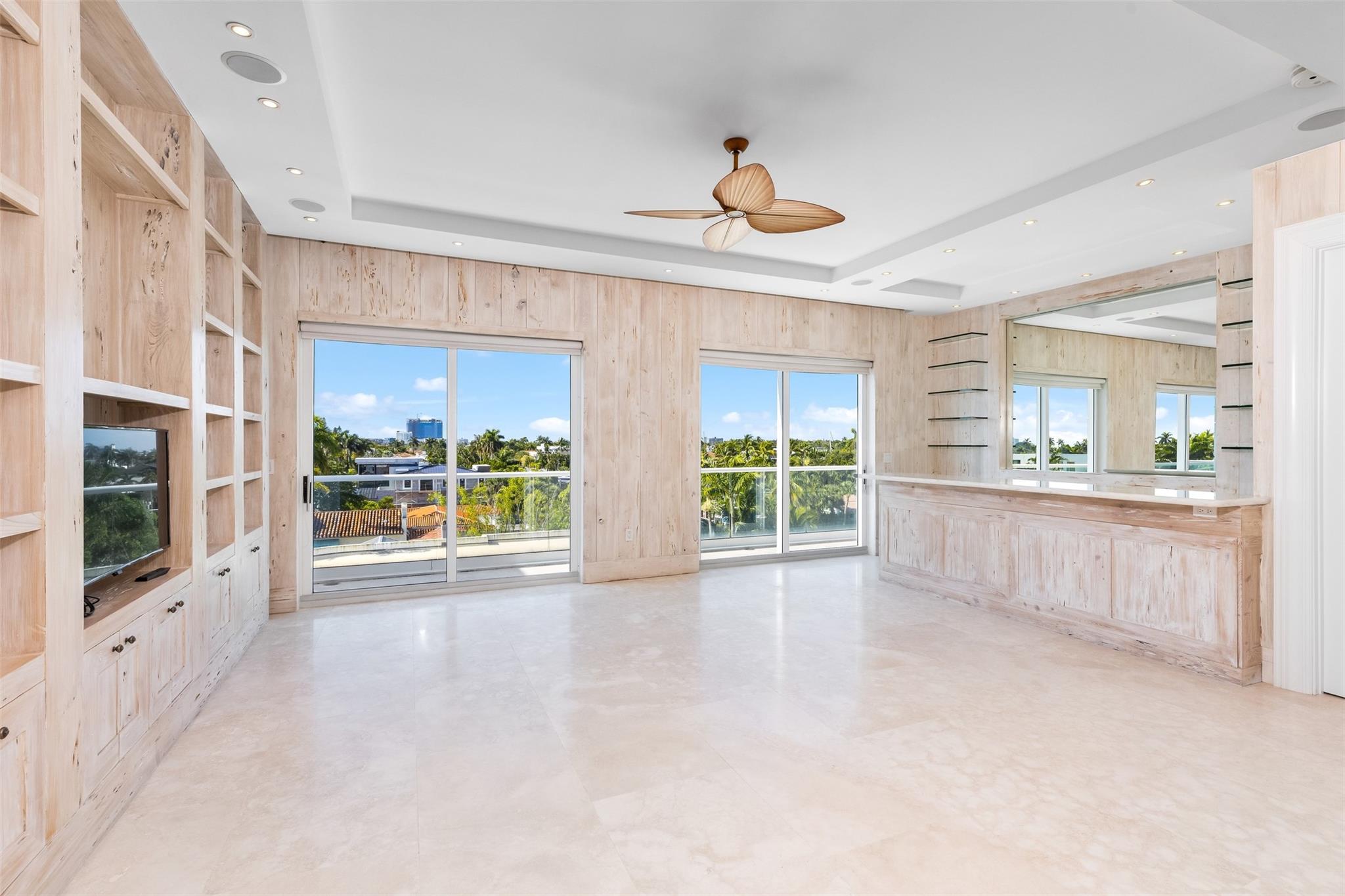 MAISON BLANC OF LAS OLAS - Residential