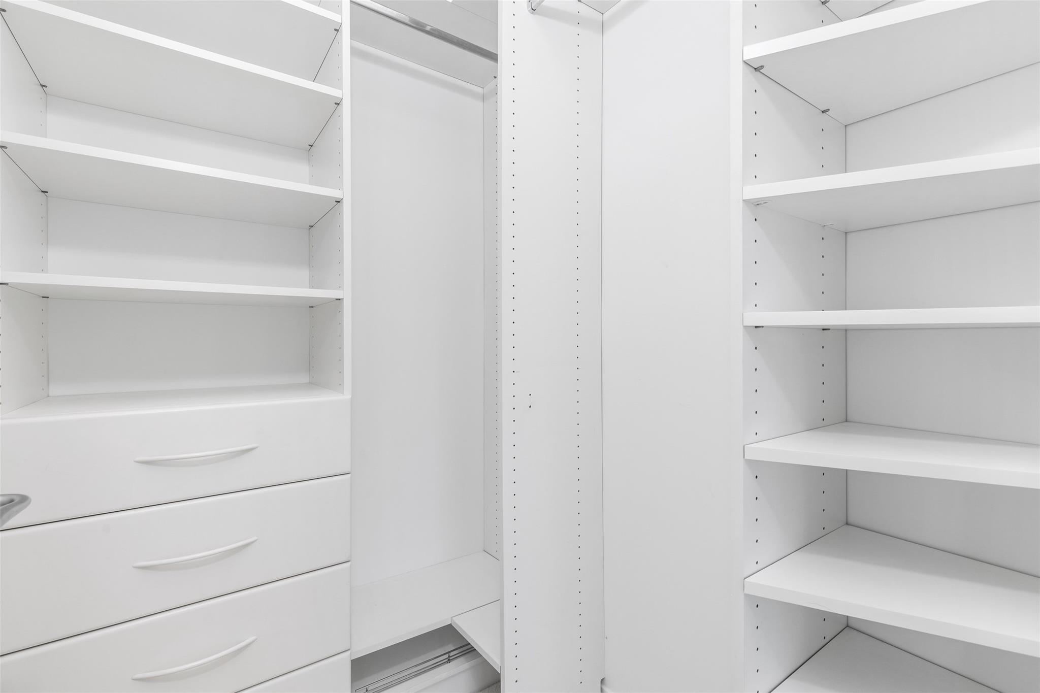 MAISON BLANC OF LAS OLAS - Residential