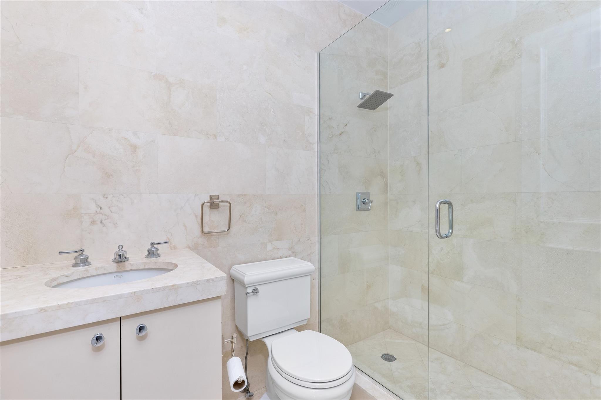 MAISON BLANC OF LAS OLAS - Residential