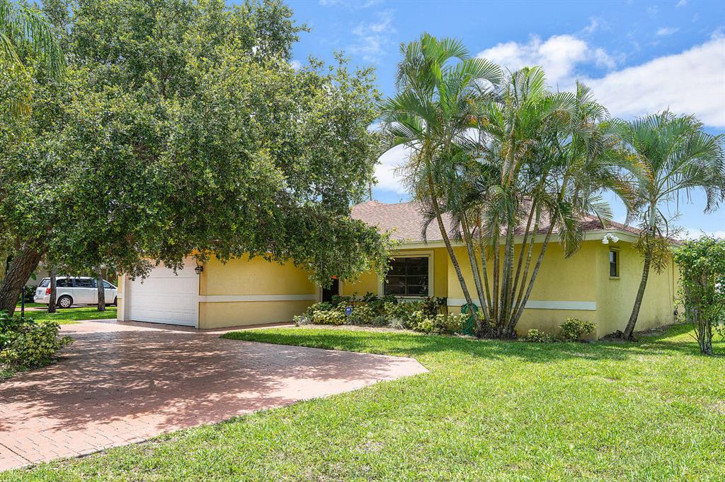 TROPIC PALMS 1 - Residential