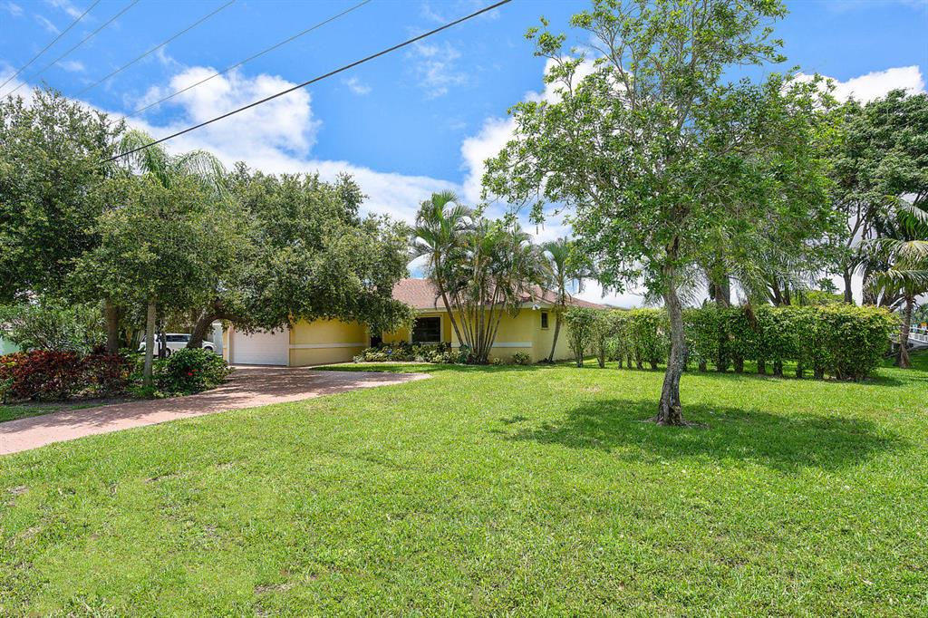 TROPIC PALMS 1 - Residential