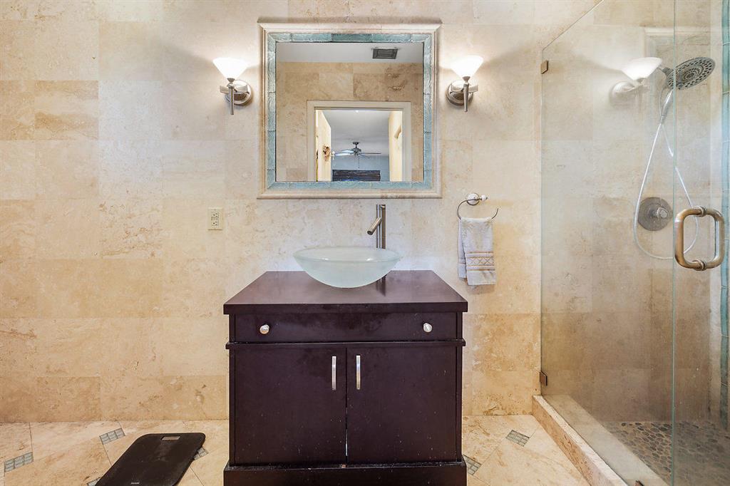 TROPIC PALMS 1 - Residential