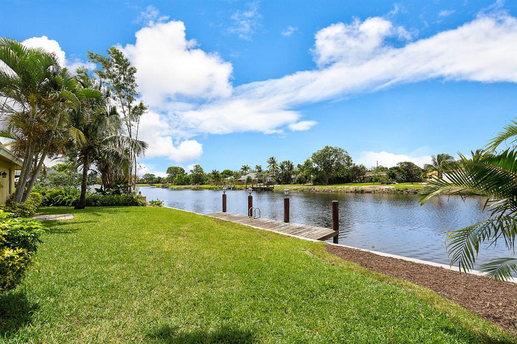 TROPIC PALMS 1 - Residential