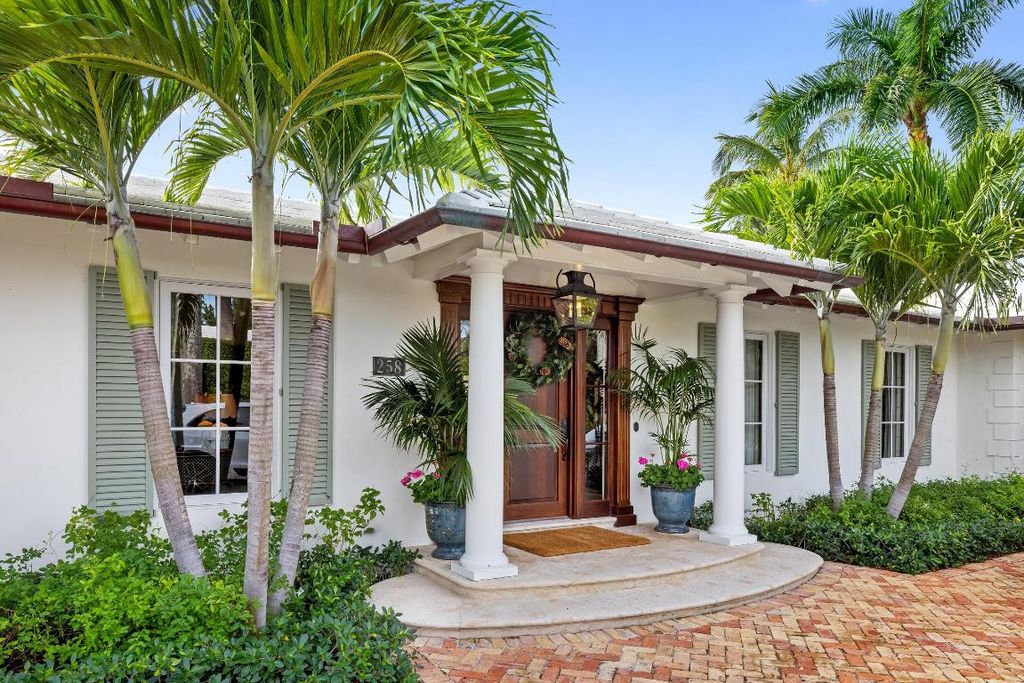 Photo of 258 List Road, Palm Beach, FL 33480 (MLS # R11147850)