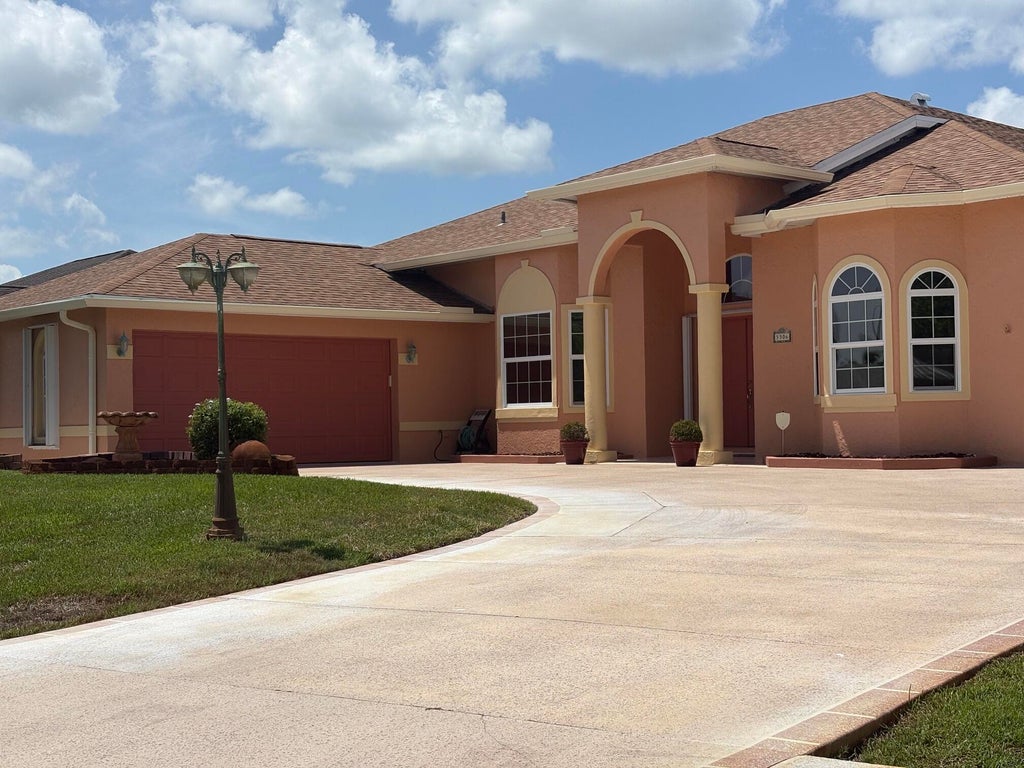 Photo of 3306 SE Ford Lane SE, Port Saint Lucie, FL 34984 (MLS # B26032752)