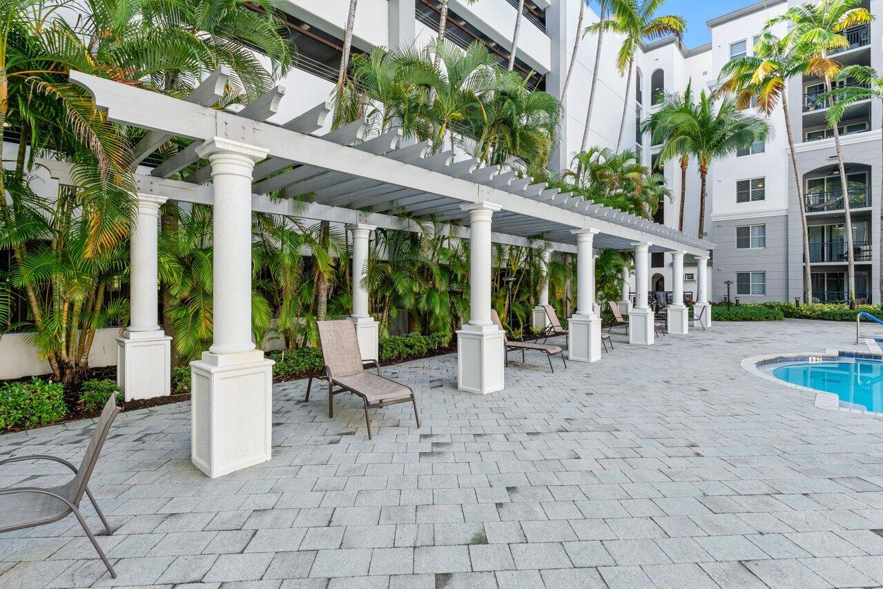 VIZCAYA LAKES CONDO - Residential Lease