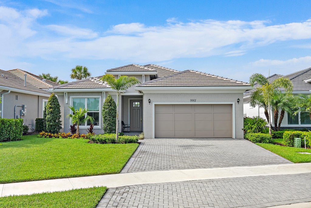 Photo of 9901 Regency Way, Palm Beach Gardens, FL 33412 (MLS # B26074485)