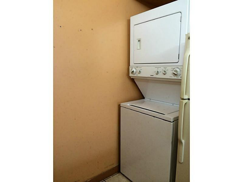 Winding Lake Two At Welle - Residential Lease