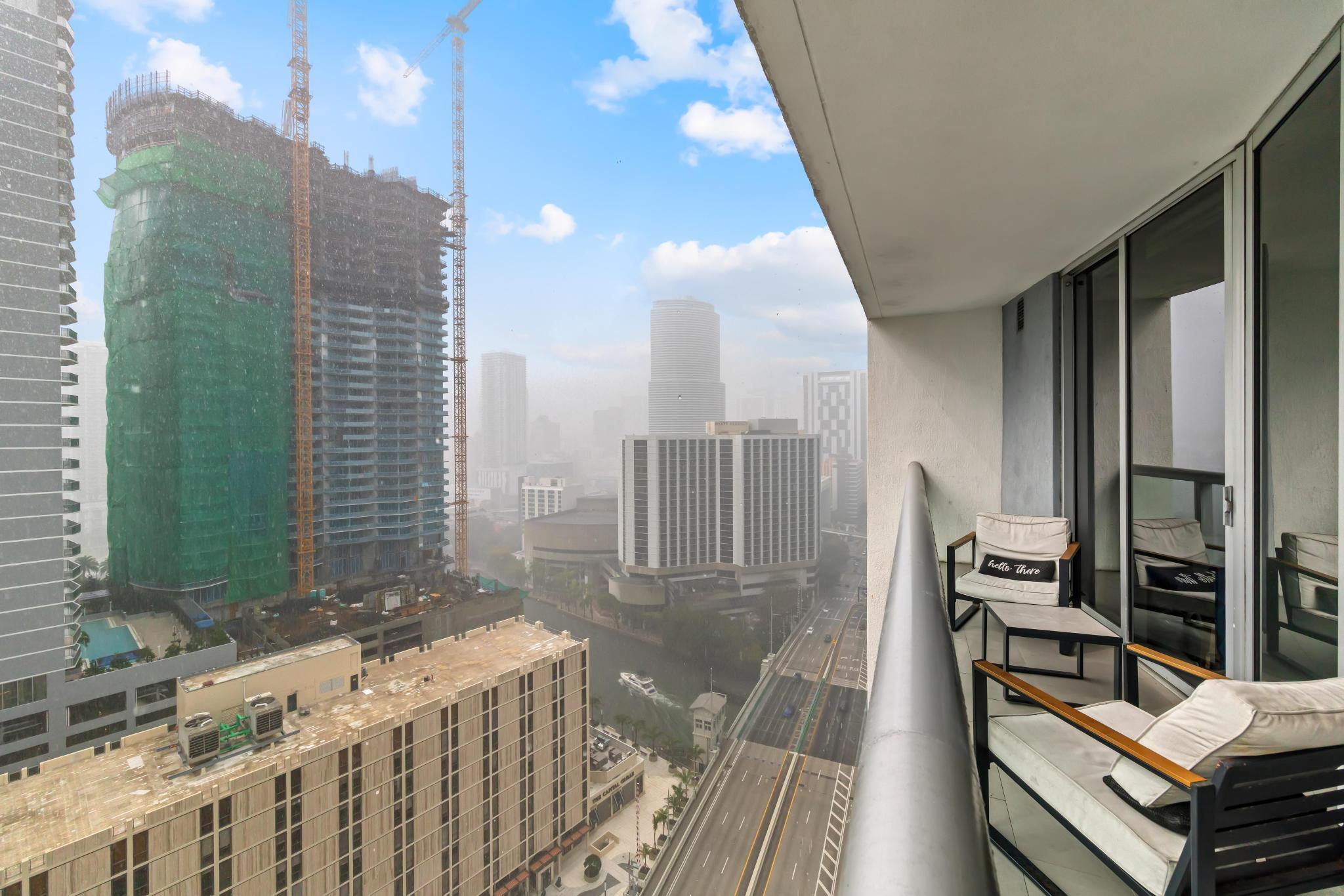 ICON BRICKELL - Residential