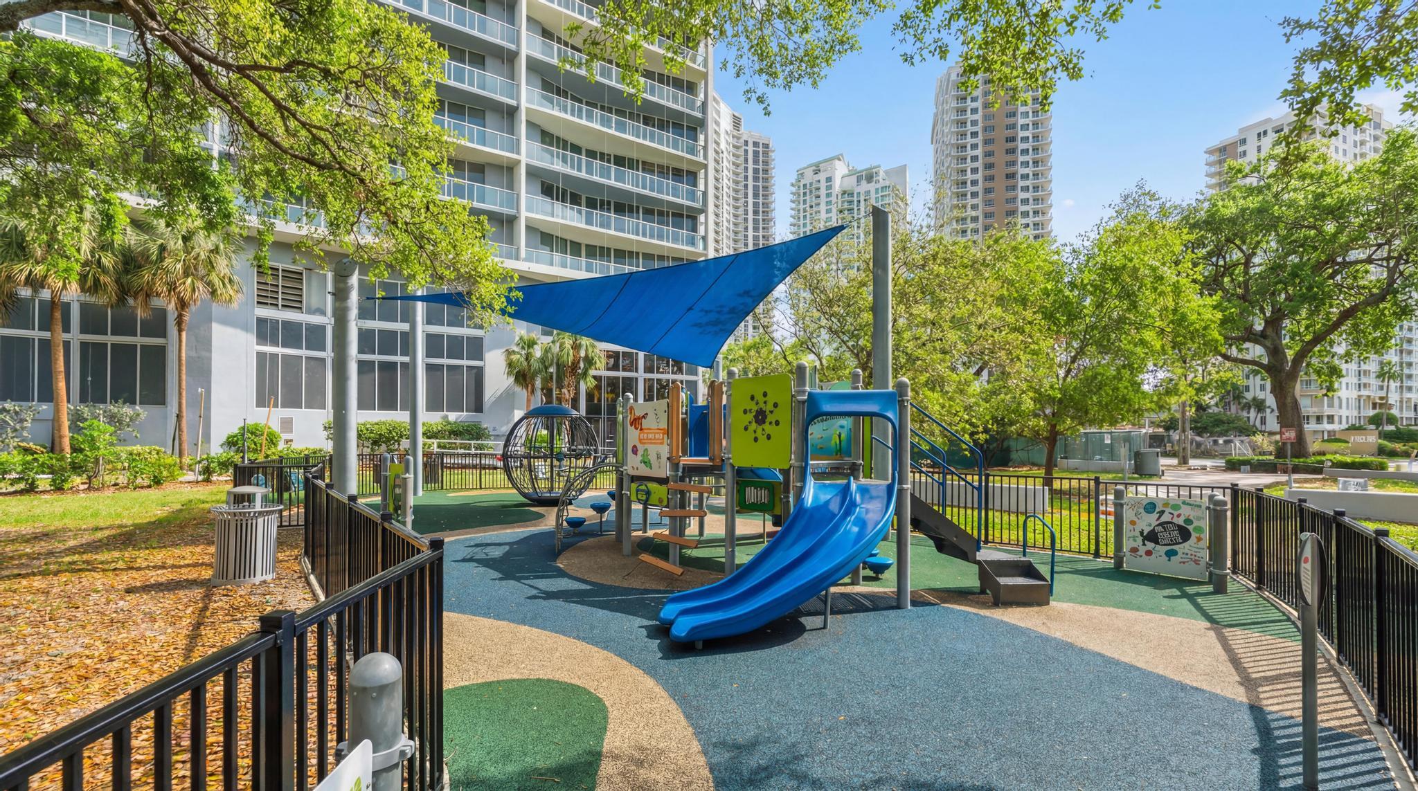 ICON BRICKELL - Residential