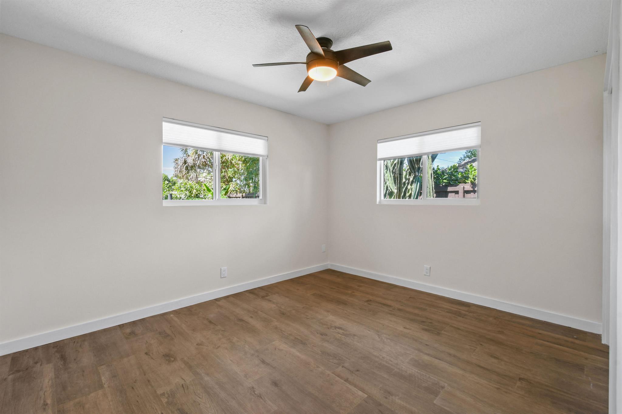 JUNO ISLES 2 - Residential Lease