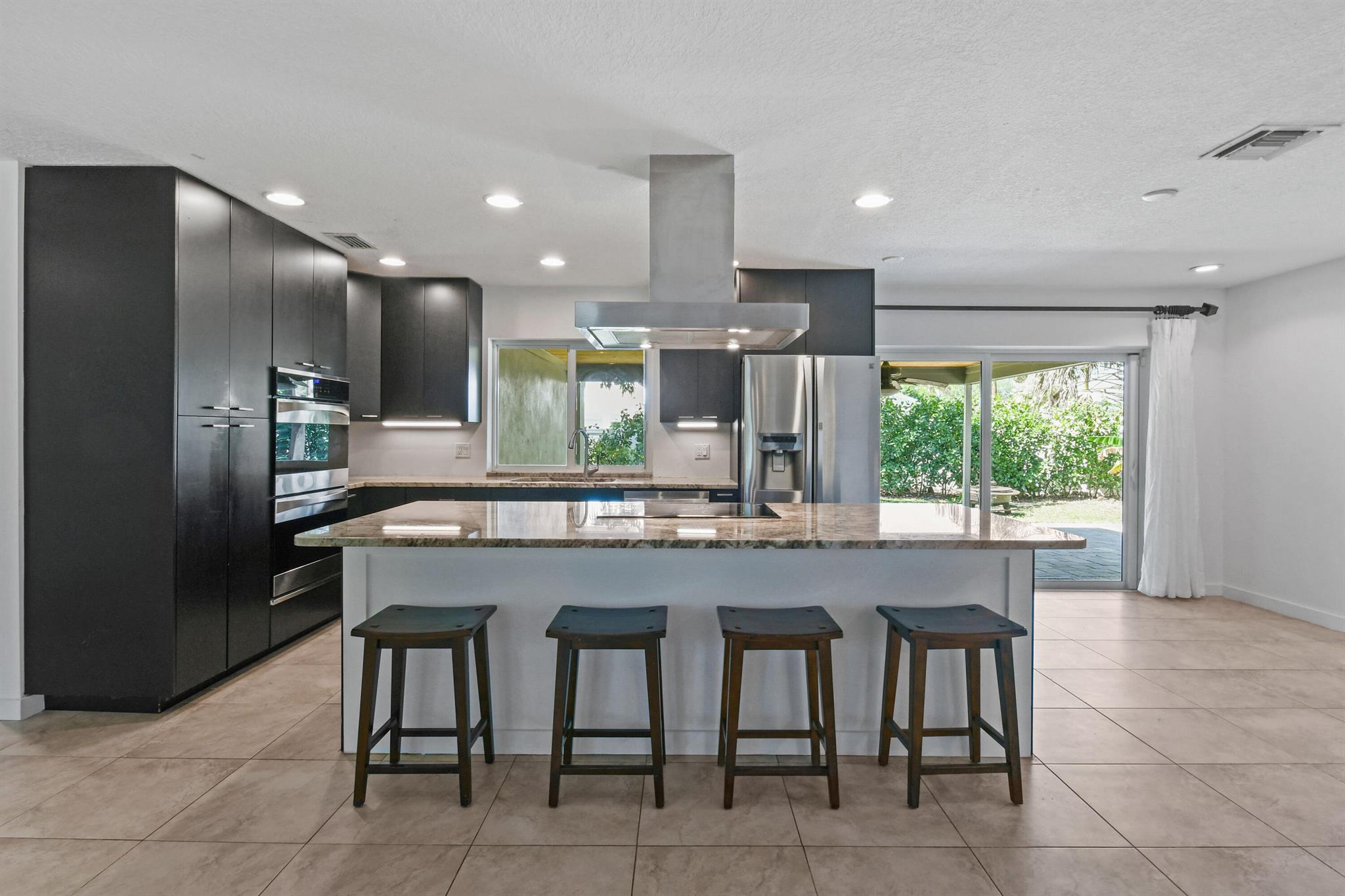 JUNO ISLES 2 - Residential Lease