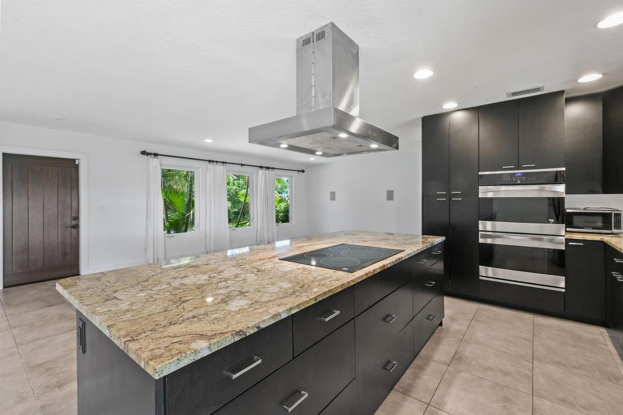 JUNO ISLES 2 - Residential Lease