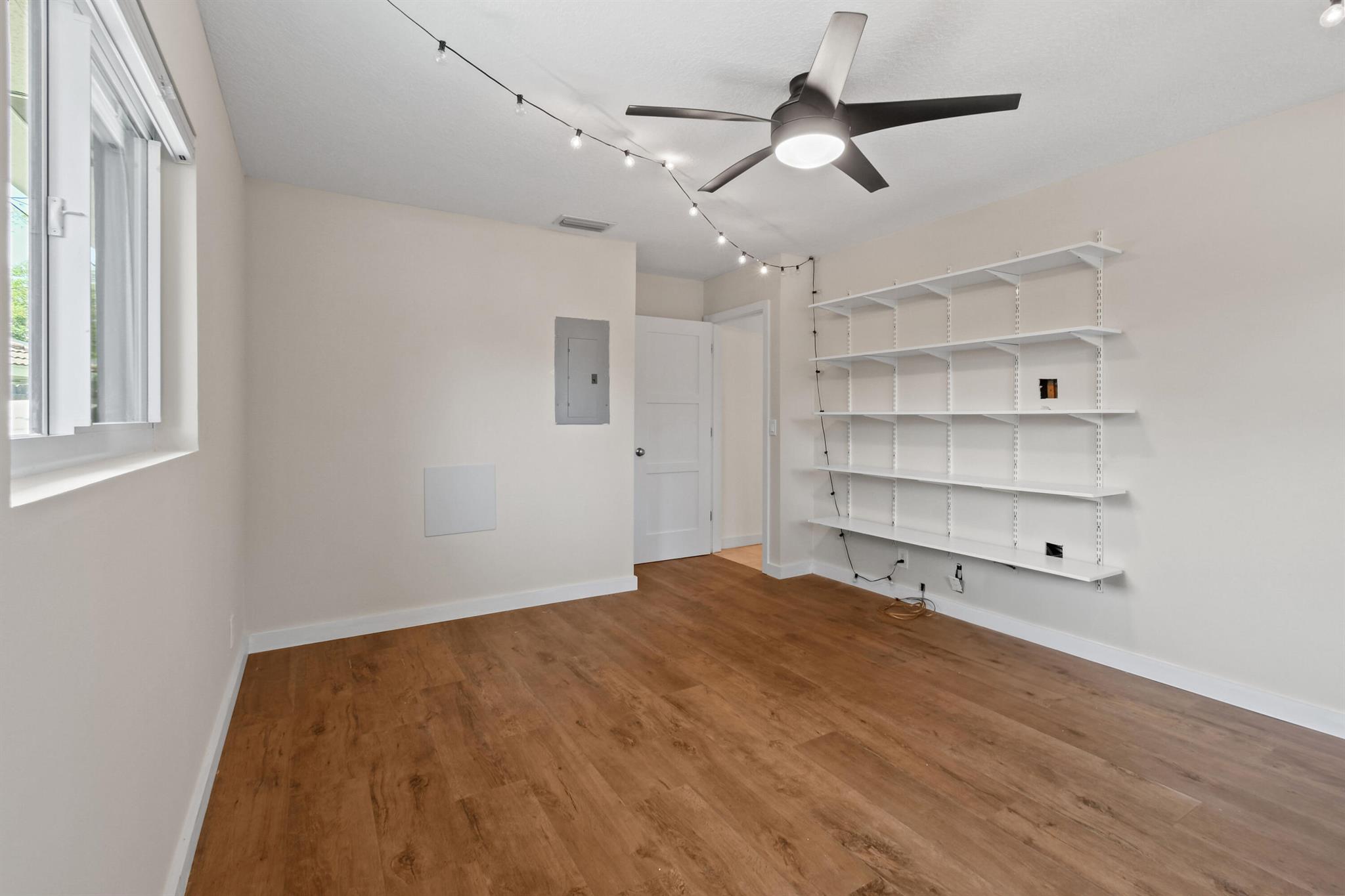 JUNO ISLES 2 - Residential Lease