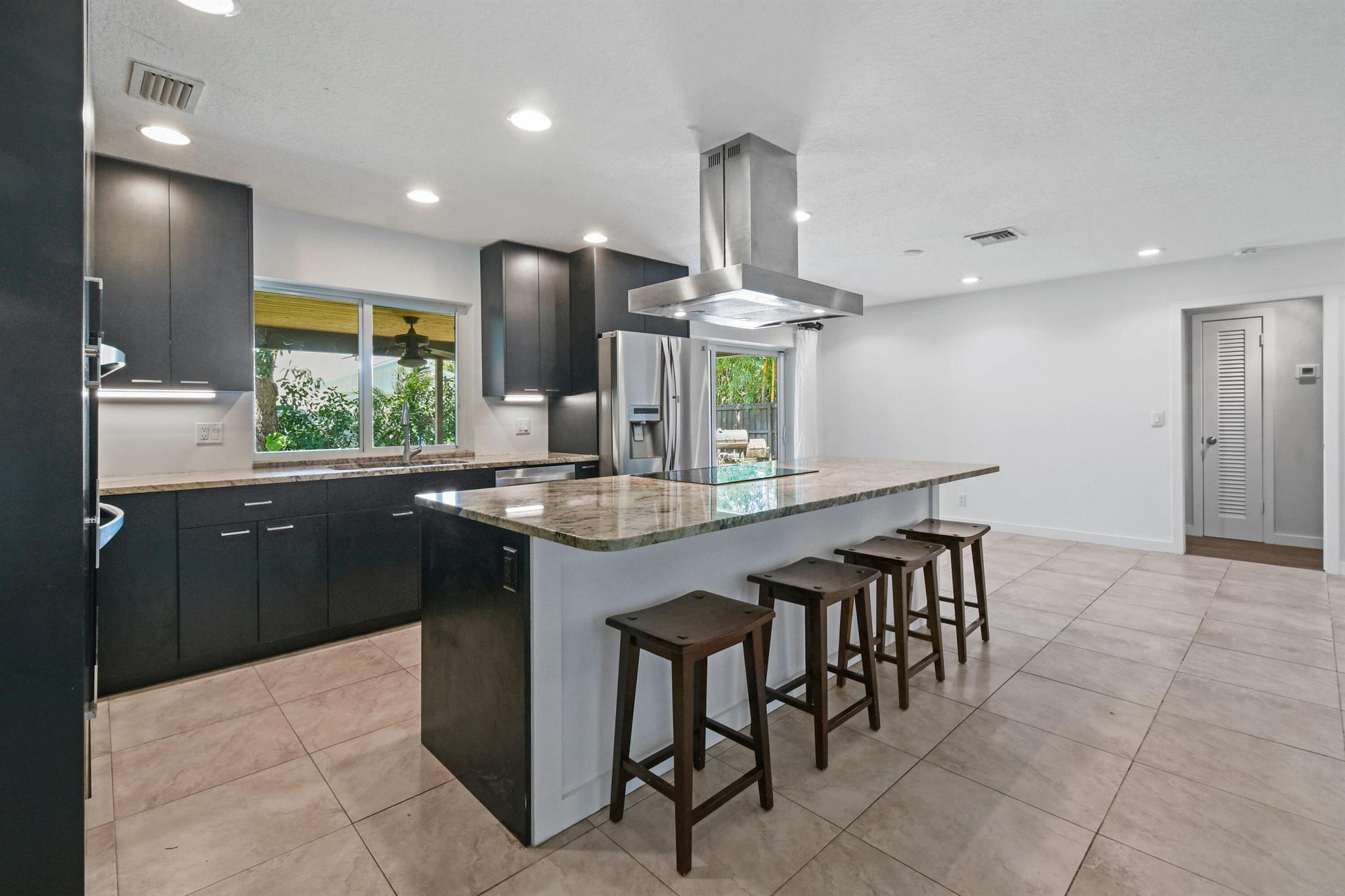 JUNO ISLES 2 - Residential Lease