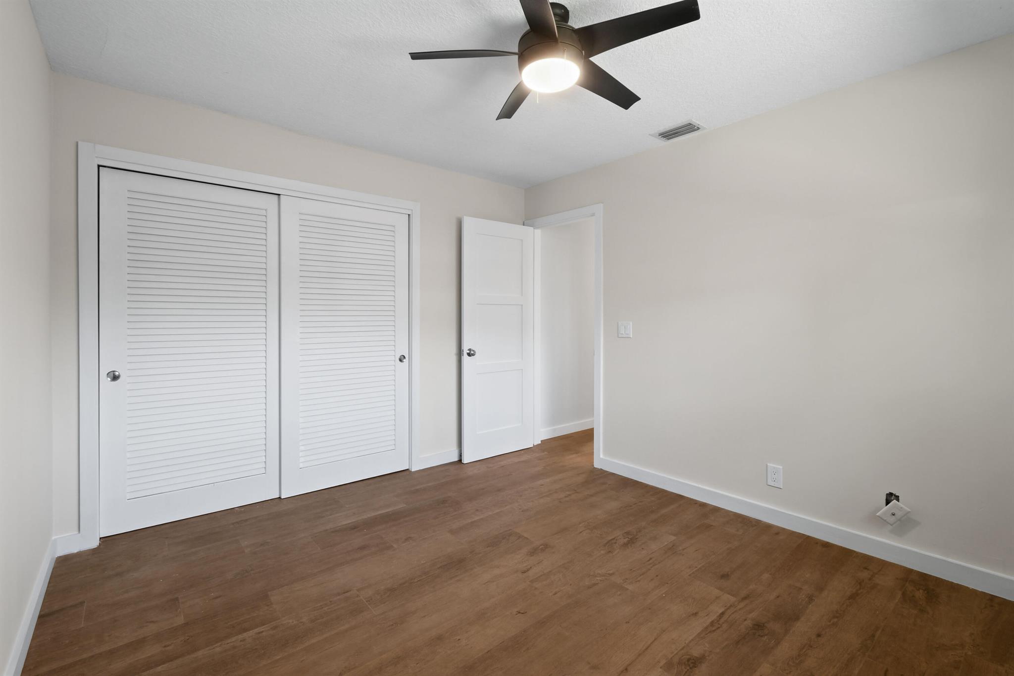 JUNO ISLES 2 - Residential Lease