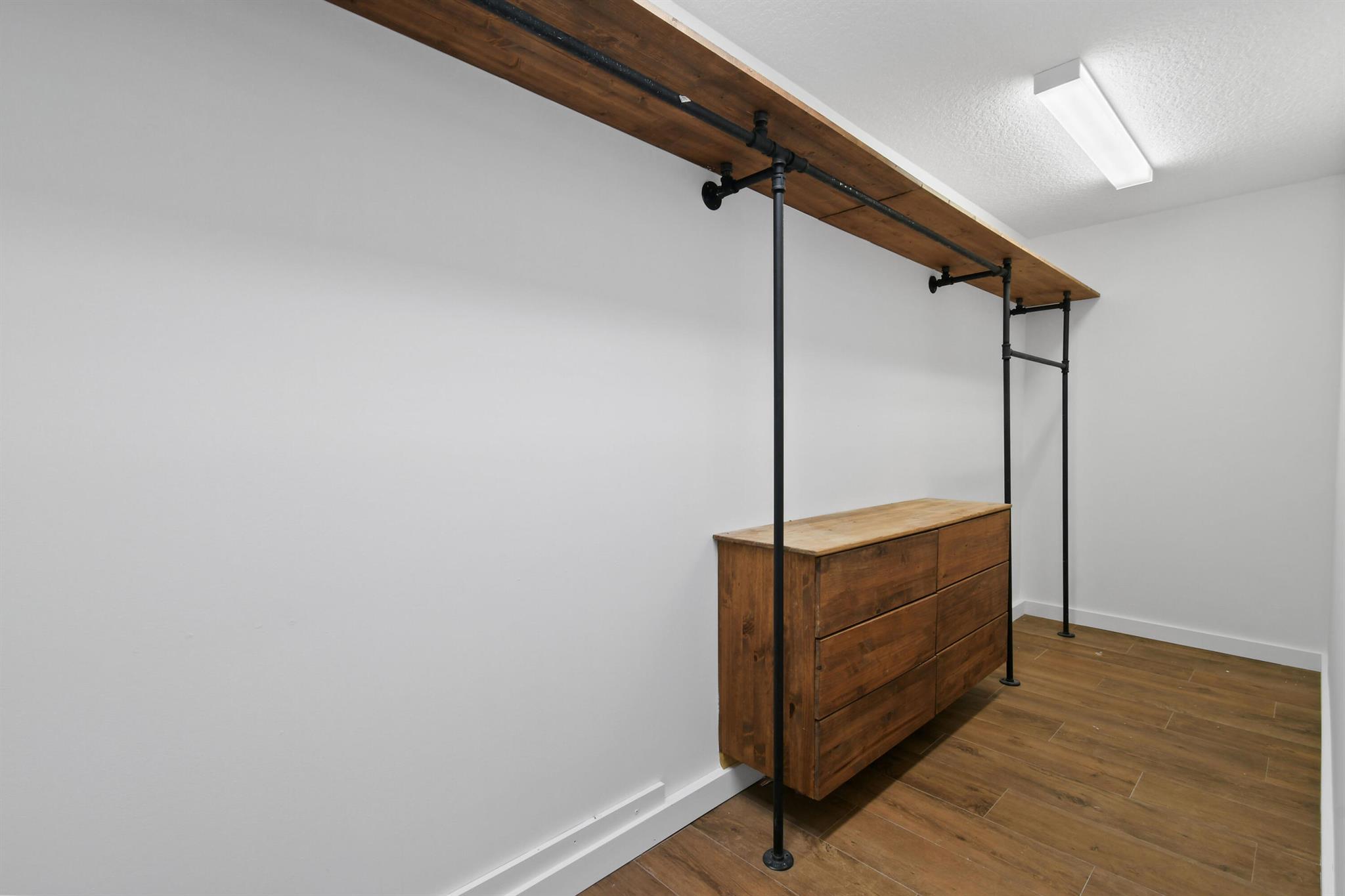 JUNO ISLES 2 - Residential Lease