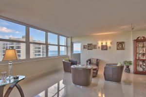 WHITEHALL - Residential