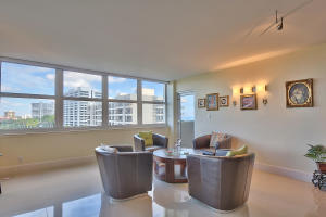 WHITEHALL - Residential