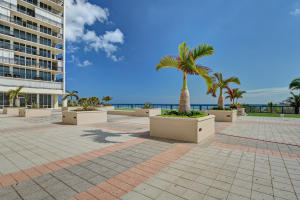 WHITEHALL - Residential