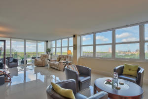 WHITEHALL - Residential