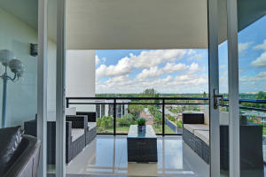 WHITEHALL - Residential