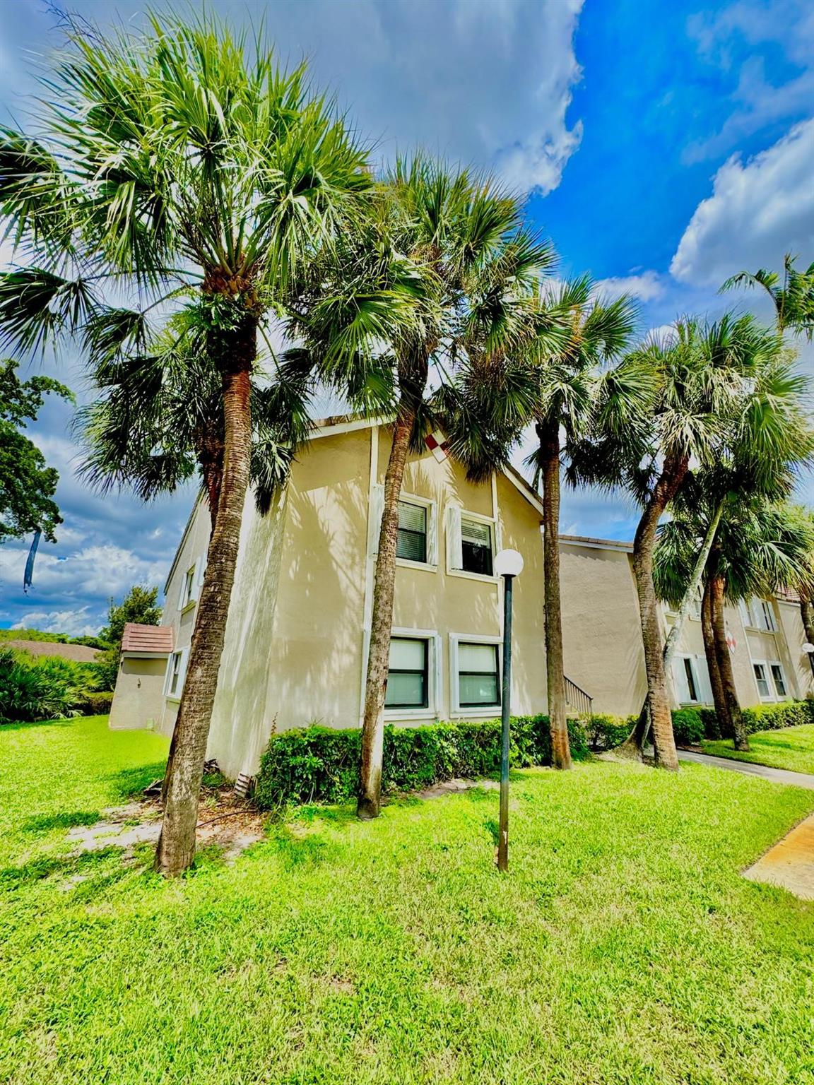 Royal Grenadier II Condo - Residential Lease