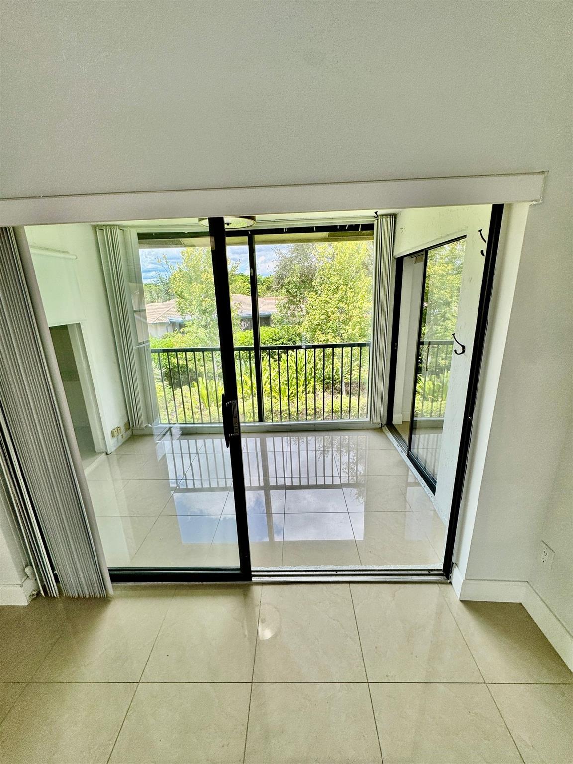 Royal Grenadier II Condo - Residential Lease