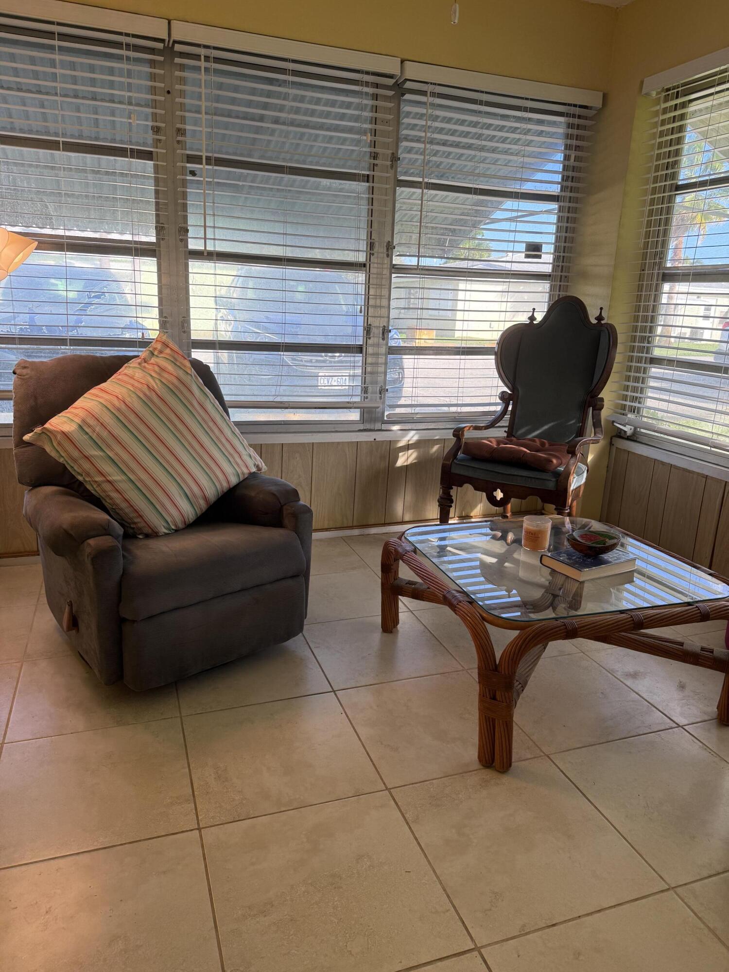 PINE POINT VILLAS COND A THRU I - Residential