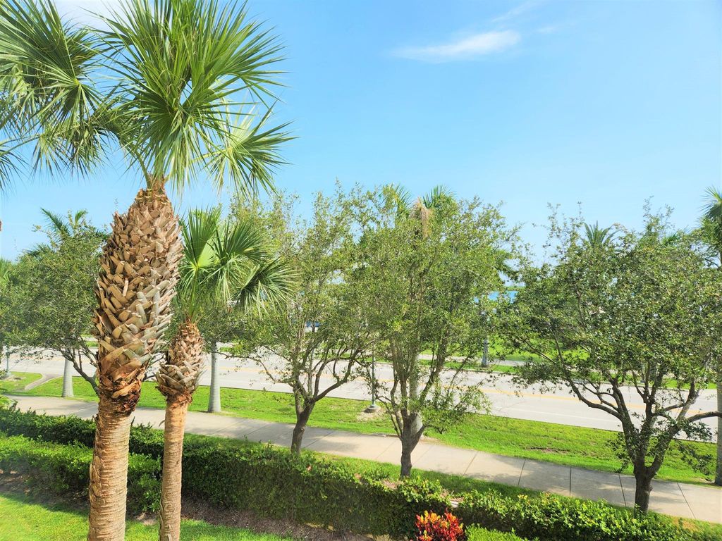 Photo of 38 Harbour Isle Drive E #204, Fort Pierce, FL 34949 (MLS # R10893861)