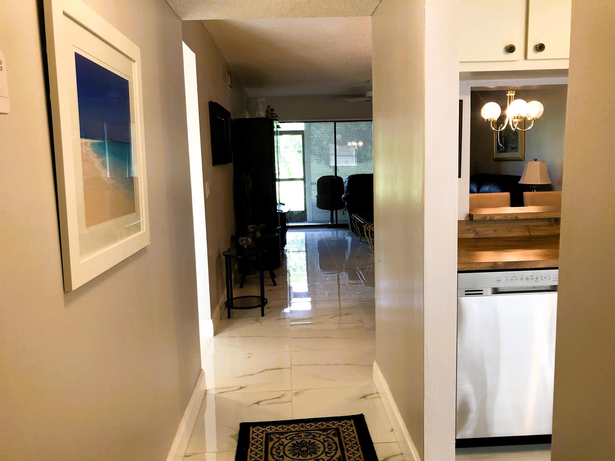 LUCERNE LAKES GOLF COLONY - Residential Lease