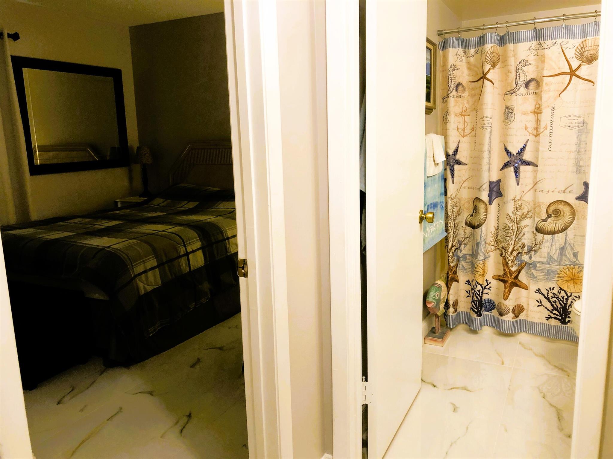 LUCERNE LAKES GOLF COLONY - Residential Lease