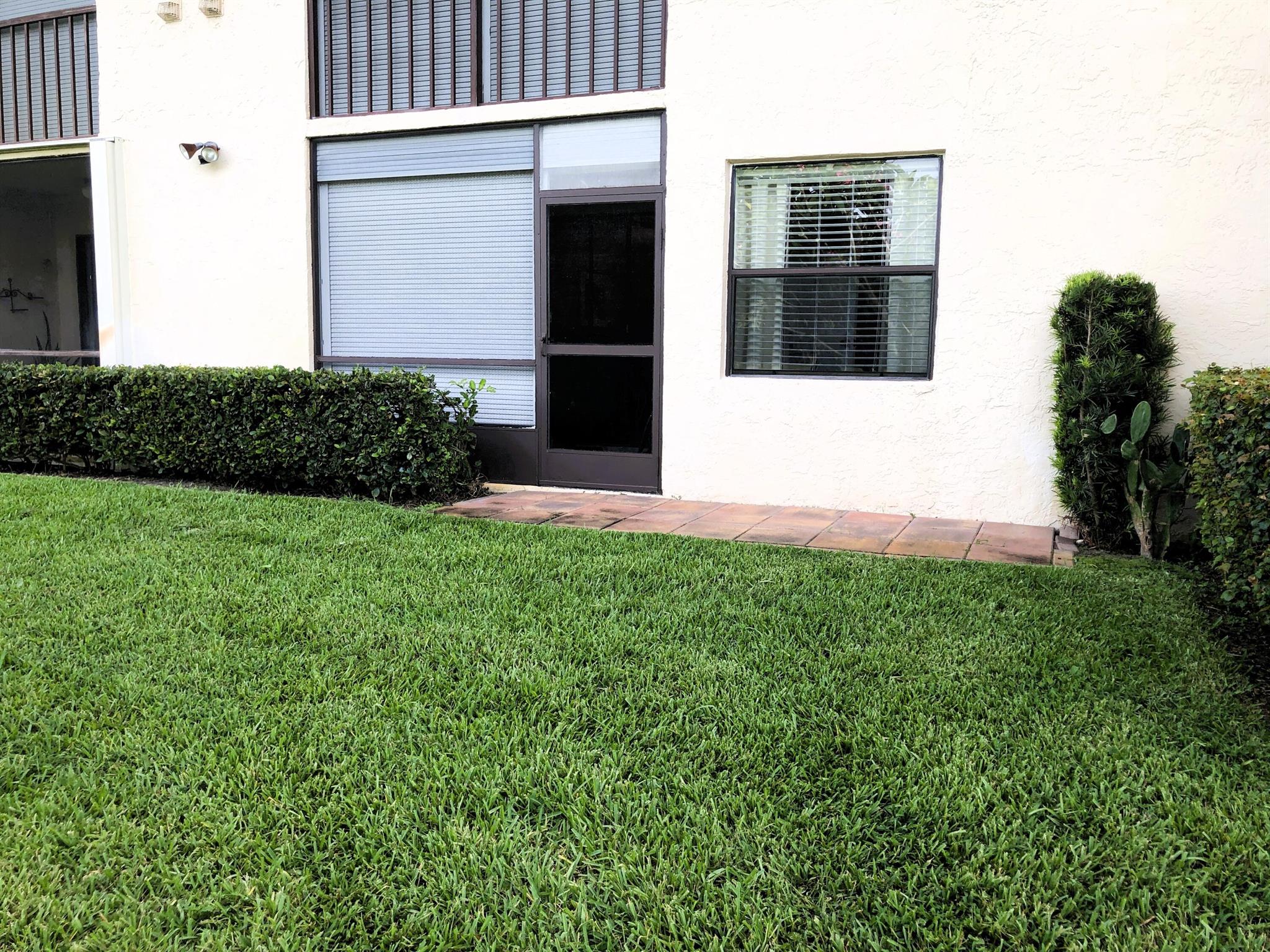 LUCERNE LAKES GOLF COLONY - Residential Lease