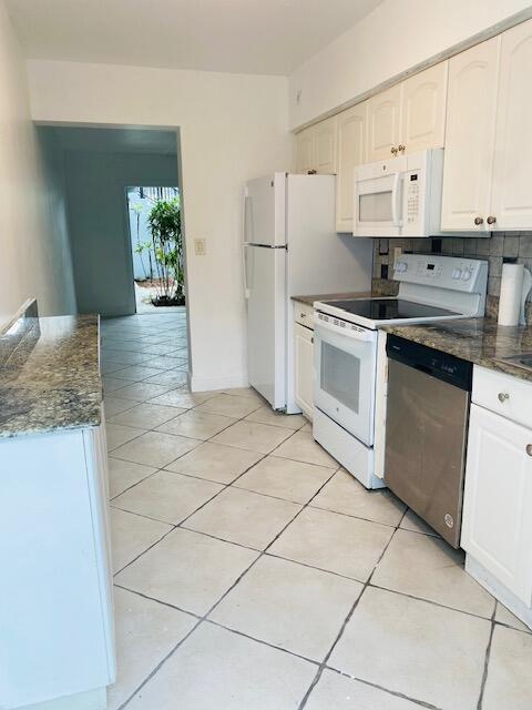 CORAL RIDGE GALT ADD NO 1 - Residential Lease