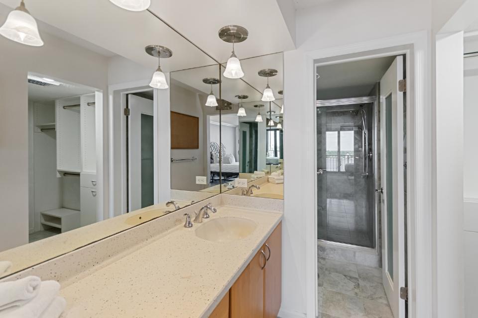 OLD PORT COVE QUAY NORTH - Residential