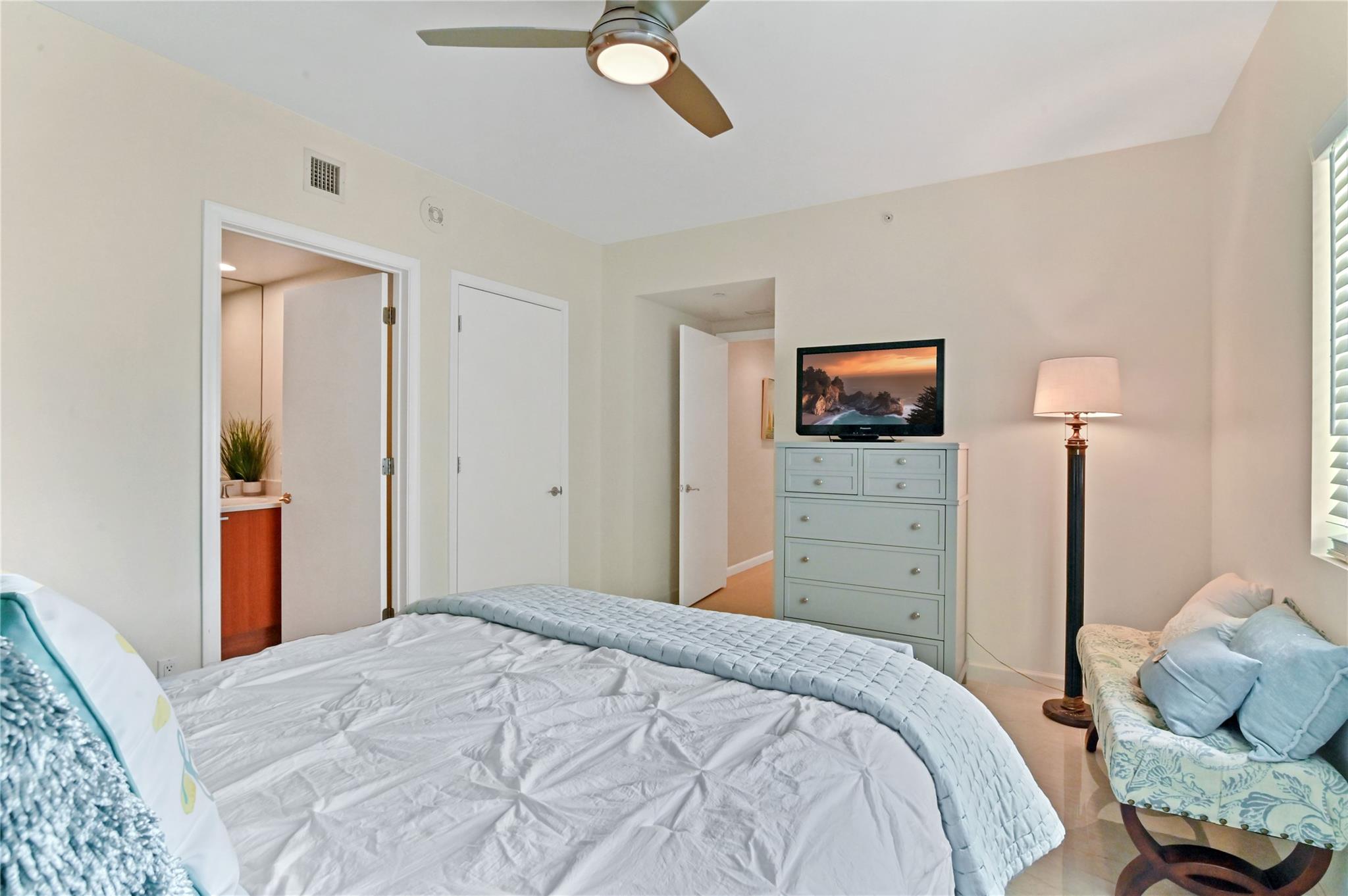 MARINA GRANDE - Residential Lease