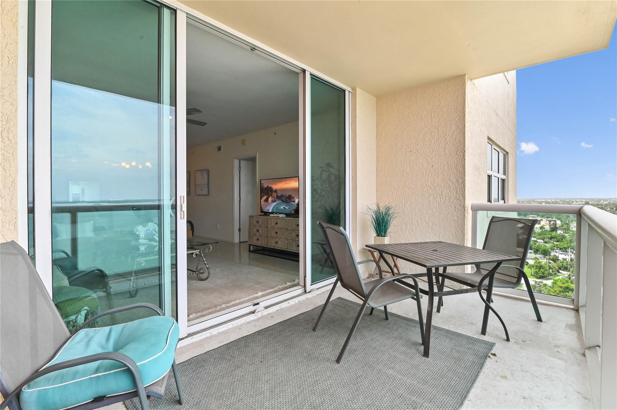 MARINA GRANDE - Residential Lease